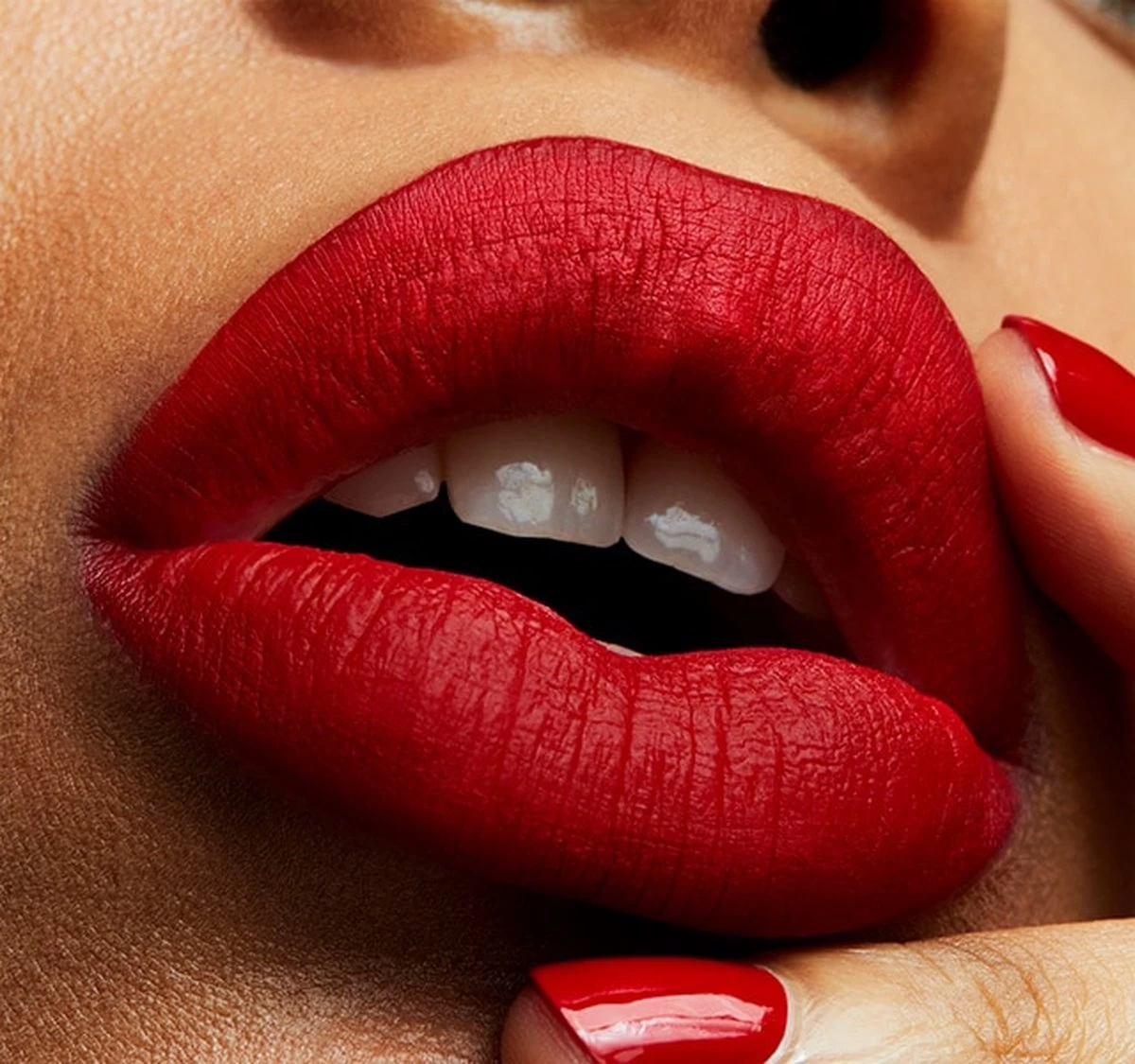 MAC RETRO MATTE LIQUID LIPSTICK - FEELS SO GRAND - Afbeelding 5