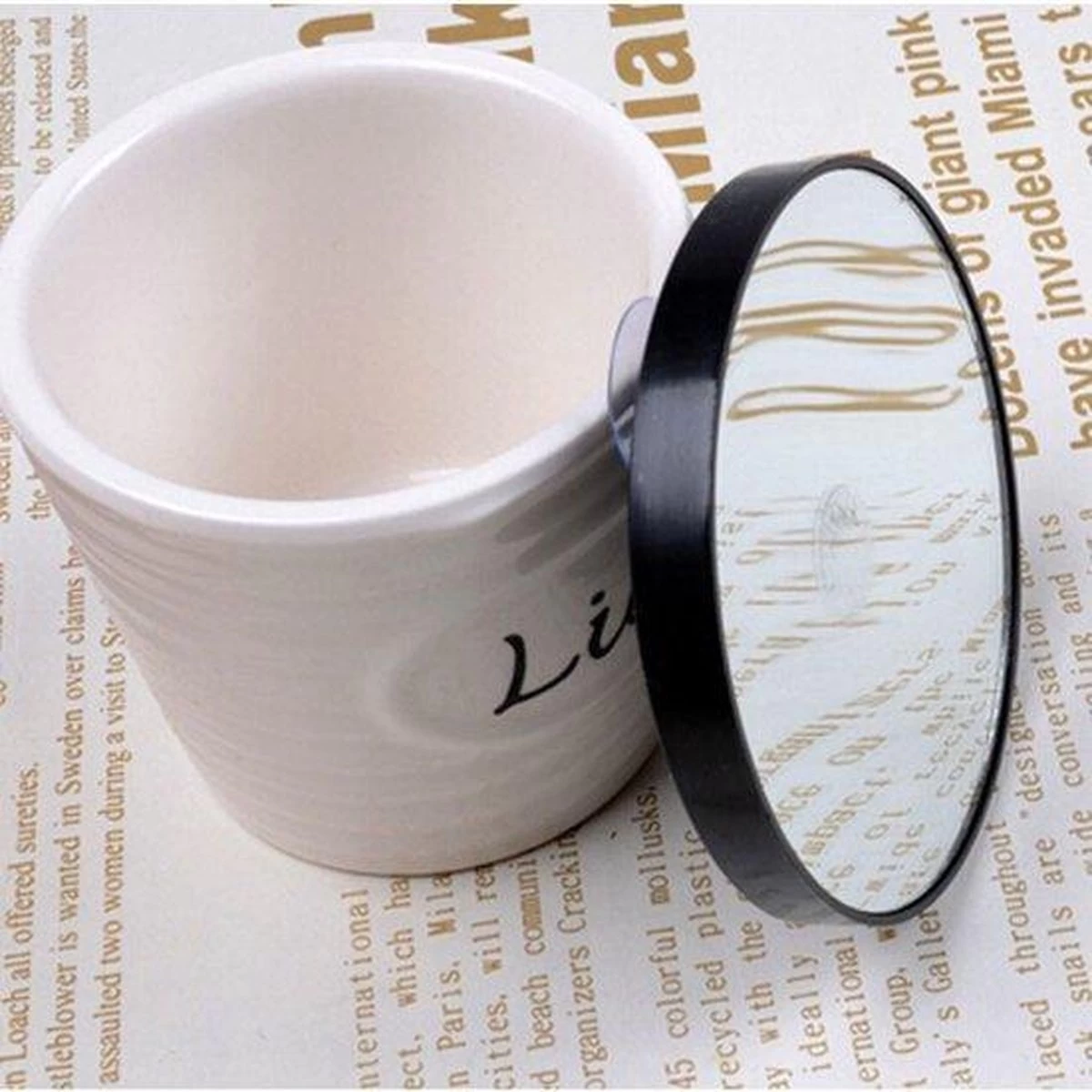 Handige Vergrotende Spiegel (Vergroot 10X ) - Make-Upspiegel - Foundation - Opmaken - Epileren - Afbeelding 7